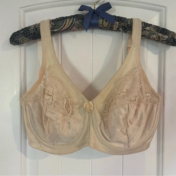 2FOR$30 Vintage Lilyette Nude Satin Bra With Underwire & Lace Size 34D - Picture 2 of 14